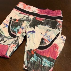Lululemon crop leggings